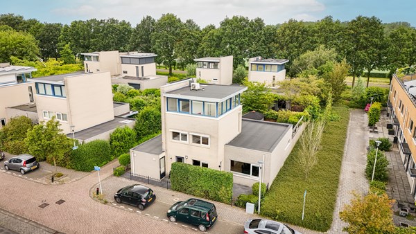For sale: Vrijstaande woning met 4 slaapkamers in wijk ter Leede! 